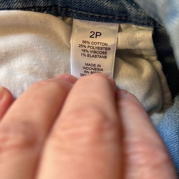 Issac Mizrahi Lives Light Blue Washed Denim Jeans - Picture 4 of 8